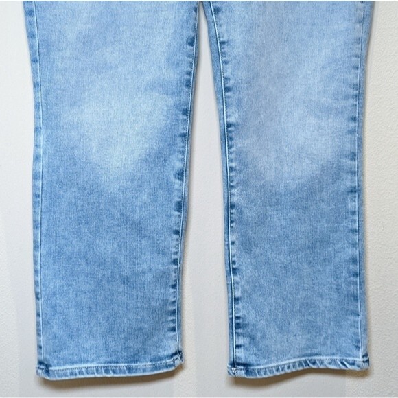 NYDJ Marilyn Straight Lift Tuck® technology Ankle Jeans - Picture 5 of 13